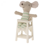 Afbeelding in Gallery-weergave laden, Maileg hoge eetstoel voor muizen baby off white / wit 11-2004-00