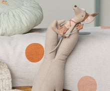 Afbeelding in Gallery-weergave laden, Maileg Tandenfee meisje, grote zus muis met tandendoosje 16-1739-00