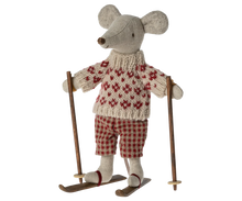 Afbeelding in Gallery-weergave laden, Maileg winter muis moeder met skiset 17-3306-00
