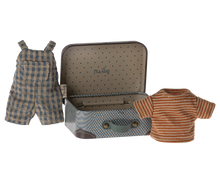 Afbeelding in Gallery-weergave laden, Maileg Overall en shirt in koffer, Grote broer muis 17-4203-00