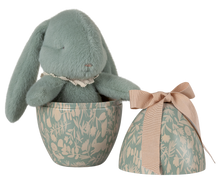 Afbeelding in Gallery-weergave laden, Maileg Paasei met Bunny - Mint 18-5201-00