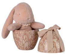Afbeelding in Gallery-weergave laden, Maileg Paasei met Bunny - Powder 18-5201-01