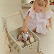 Afbeelding in Gallery-weergave laden, Little Dutch houten winkelkar boodschappenwagen - LD2509