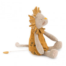 Afbeelding in Gallery-weergave laden, Moulin Roty Muzikale leeuw Sous mon baobab