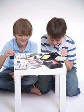 Afbeelding in Gallery-weergave laden, 4M KidzLabs - Spy Science - vingerafdrukken set