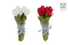 Afbeelding in Gallery-weergave laden, Take Me Home bosje met 3 rozen pluche 22cm - Rood
