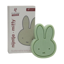 Afbeelding in Gallery-weergave laden, Atelier Piere Junior - Nijntje all in one soap - zeepje Eucalyptus groen
