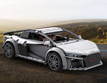 Afbeelding in Gallery-weergave laden, CaDA Audi R8 Coupé (1:14)