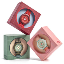 Afbeelding in Gallery-weergave laden, Djeco kwartshorloge Ticlock - Green Target - DD00472