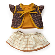Afbeelding in Gallery-weergave laden, Djeco Pomea poppenkleding Outfit Capucine - DJ07775