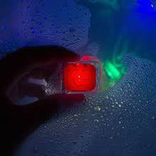 Afbeelding in Gallery-weergave laden, Glopals Light up cubes 4 stuks - Sammy / Rood