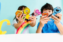 Afbeelding in Gallery-weergave laden, GloPals character Sesamstraat Cookiemonster Koekiemonster blauw