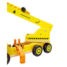 Afbeelding in Gallery-weergave laden, Hape Toys - Mobile Crane, grote mobiele kraan - E3083