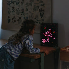 Afbeelding in Gallery-weergave laden, Kidywolf KIDYNEON - kit voor lichtgevende wanddecoratie - Sprookjes