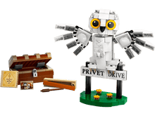 Afbeelding in Gallery-weergave laden, LEGO 76425 - Harry Potter™ Hedwig™ bij Ligusterlaan 4