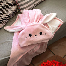 Afbeelding in Gallery-weergave laden, Legami Cosy Hugs! - Hooded blanket - Bunny konijn