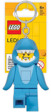 Afbeelding in Gallery-weergave laden, Lego Key Light Shark Guy - haai sleutelhanger met licht