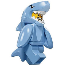 Afbeelding in Gallery-weergave laden, Lego Key Light Shark Guy - haai sleutelhanger met licht