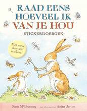 Afbeelding in Gallery-weergave laden, Lemnicaat Uitgeverij doeboek - Raad eens hoeveel ik van je hou - Stickerdoeboek. 3+