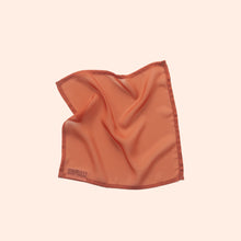 Afbeelding in Gallery-weergave laden, Little Botanic Label - Playcycle speeldoek klein - 30cm - Oranje