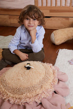 Afbeelding in Gallery-weergave laden, Lorena Canals vloerkussen Pink Daisy