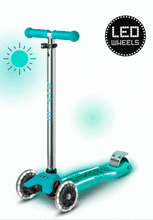 Afbeelding in Gallery-weergave laden, Micro Step Maxi Deluxe Glow LED Plus - 3-wiel kinderstep - Aqua Mint