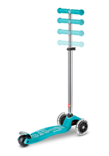 Afbeelding in Gallery-weergave laden, Micro Step Maxi Deluxe Glow LED Plus - 3-wiel kinderstep - Aqua Mint