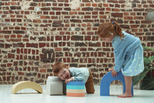 Afbeelding in Gallery-weergave laden, MOES Play Nature Walk - Rainbow & Mini