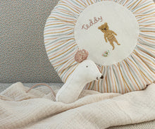 Afbeelding in Gallery-weergave laden, Maileg Lullaby friends, Muis rammelaar Nature 16-4705-00