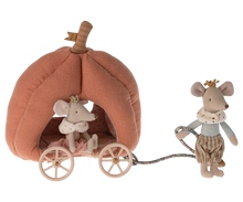Afbeelding in Gallery-weergave laden, Maileg Pompoen koets muis 11-4403-00