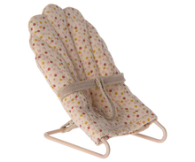 Afbeelding in Gallery-weergave laden, Maileg babysitter relax wipstoeltje MY 11-4401-00
