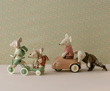 Afbeelding in Gallery-weergave laden, Maileg driewieler aanhanger groen / munt 11-4106-01