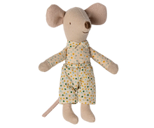 Afbeelding in Gallery-weergave laden, Maileg kleine broer muis in luciferdoosje 17-4101-00