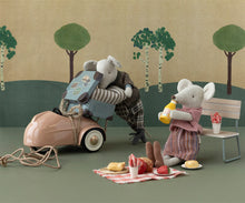 Afbeelding in Gallery-weergave laden, Maileg picknick set Muis 11-4301-00