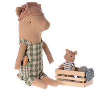 Afbeelding in Gallery-weergave laden, Maileg varken Big jongen 34 cm 16-4981-00