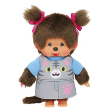 Afbeelding in Gallery-weergave laden, Monchhichi Aap meisje met poezenjurkje (20cm) - 203895