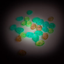 Afbeelding in Gallery-weergave laden, Moulin Roty Les petites merveilles - Glow in the dark meteorieten