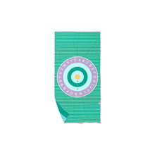 Afbeelding in Gallery-weergave laden, Quut speelhanddoek medium 140 x 70 cm - Bullseye / Name it