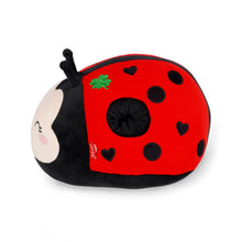 Afbeelding in Gallery-weergave laden, Legami Kussen Super Soft Ladybug 25x26x33 cm - Secret 2026
