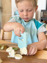 Afbeelding in Gallery-weergave laden, Skägfa Klyv veilig Montessori eerste kindermes - Lavendel Paars