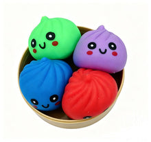 Afbeelding in Gallery-weergave laden, Marie Nobels ❤️ Squishy Bun Dumplings - 4 kleintjes in mandje