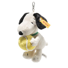 Afbeelding in Gallery-weergave laden, Steiff x Snoopy - Snoopy Tennis pendant tashanger 15 cm - 024849