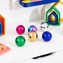 Afbeelding in Gallery-weergave laden, Tickit Sensorische Reflecterende Kleurmysterieballen - set 6 stuks