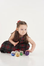 Afbeelding in Gallery-weergave laden, Tickit Sensorische Regenboog Glitterballen - set 7 stuks
