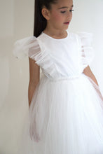 Afbeelding in Gallery-weergave laden, Yuko B. prachtige jurk Clara wit - maat 6-8 jaar/130 cm