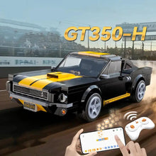 Afbeelding in Gallery-weergave laden, CaDA Bricks - 1:20 - Smart chassis - Shelby GT350H 1/20 - 291 pcs
