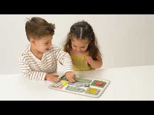 Video laden en afspelen in Gallery-weergave, Taf Toys activity buckles board