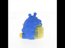 Video laden en afspelen in Gallery-weergave, Legami Lichtgevende puntenslijper met houder - Monster - Sharpening is Magic!