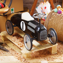 Afbeelding in Gallery-weergave laden, Vilac vintage loopwagen zwart 1121