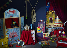 Afbeelding in Gallery-weergave laden, Vilac 8557 Circus theater - houten poppenkast - Michelle Carlslund